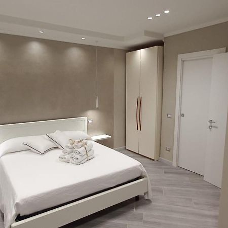 Bed and Breakfast Bellatmosfera Trani Esterno foto