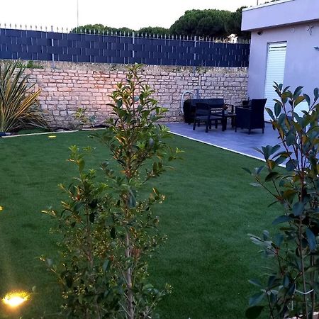 Bed and Breakfast Bellatmosfera Trani Esterno foto