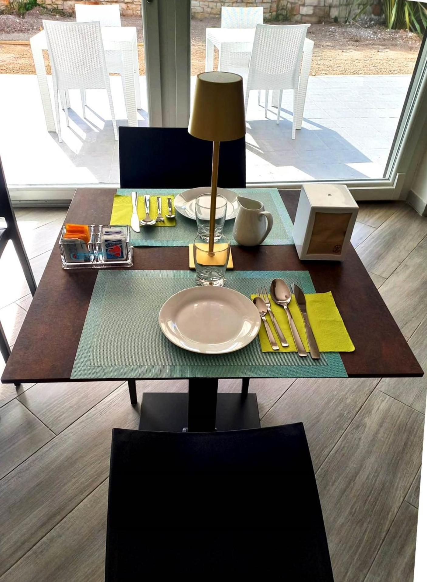 Bed and Breakfast Bellatmosfera Trani Esterno foto